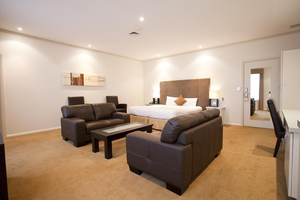 Beau Monde International 4*